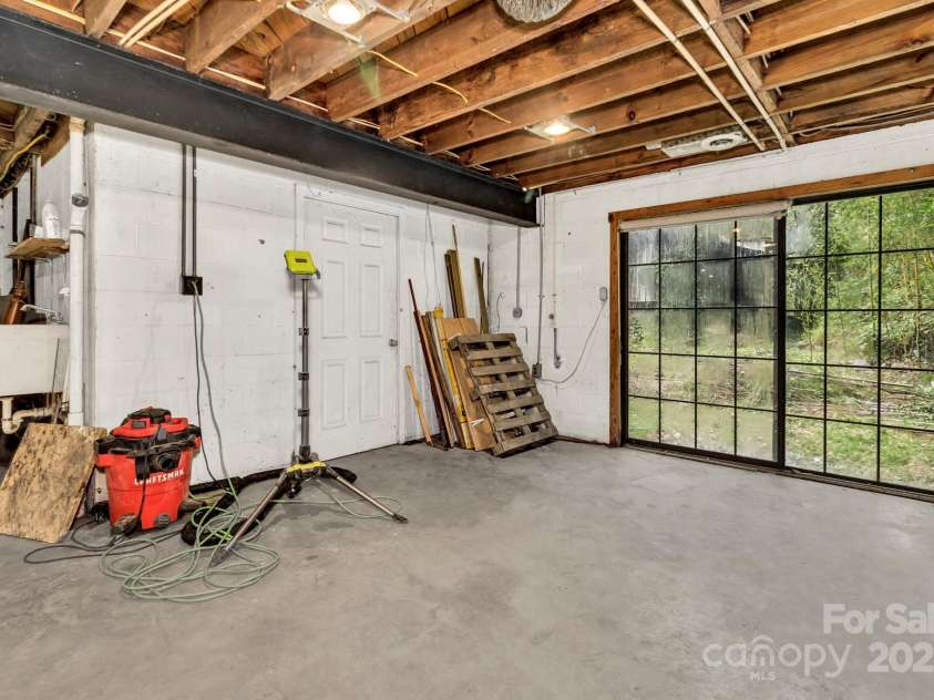 200 Dry Branch Road, Marshall, NC 28753.  MLS# CAR4308414, YatesRealty ID 2162. 