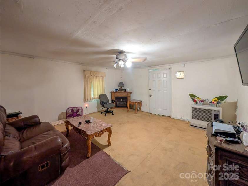 540 Pound Mill Branch Road, Burnsville, NC 28714.  MLS# CAR4289450, YatesRealty ID 2162. 