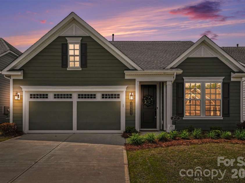 10225 Superb Lane, Charlotte, NC 28215.  MLS# CAR4368319, YatesRealty ID 21620. 