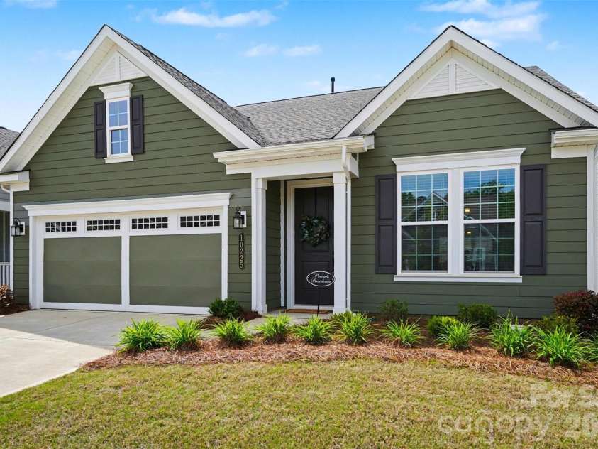 10225 Superb Lane, Charlotte, NC 28215.  MLS# CAR4368319, YatesRealty ID 21620. 