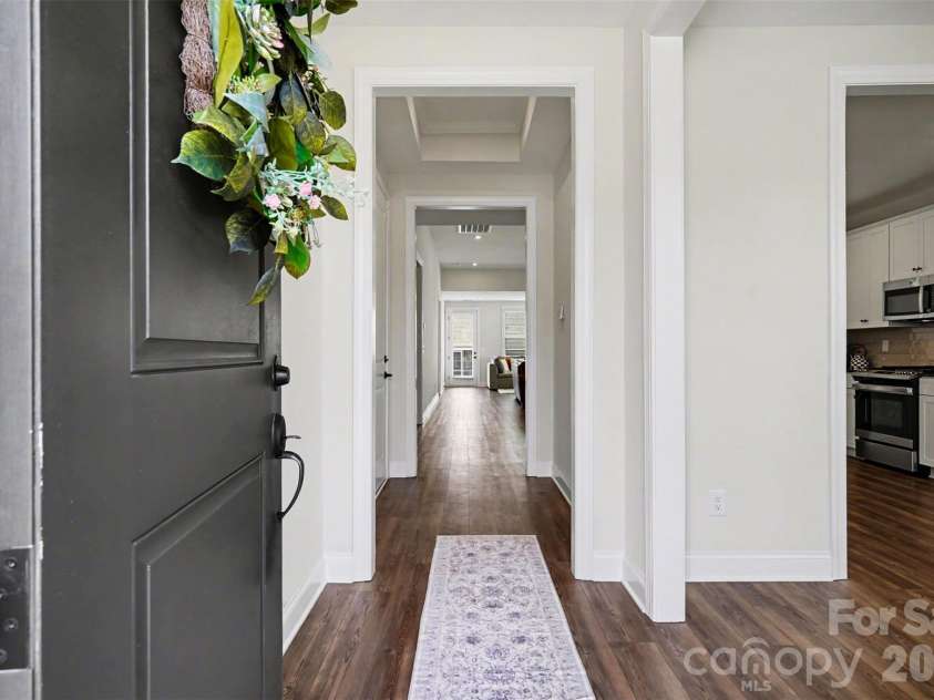 10225 Superb Lane, Charlotte, NC 28215.  MLS# CAR4368319, YatesRealty ID 21620. 