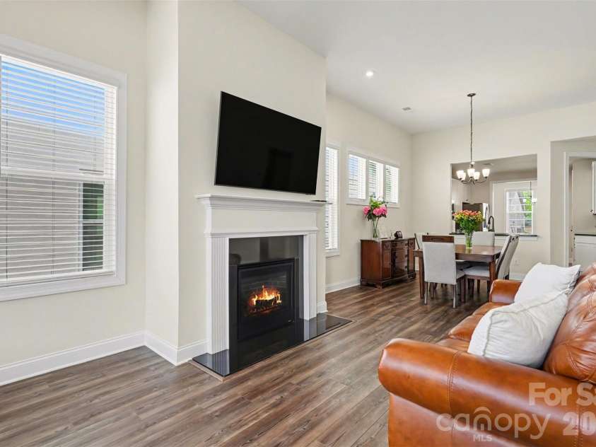 10225 Superb Lane, Charlotte, NC 28215.  MLS# CAR4368319, YatesRealty ID 21620. 