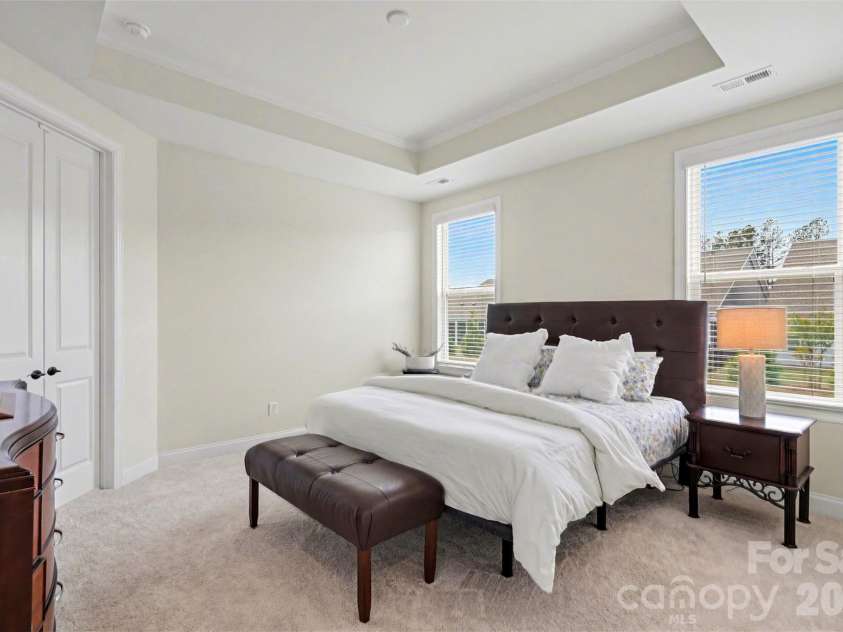 10225 Superb Lane, Charlotte, NC 28215.  MLS# CAR4368319, YatesRealty ID 21620. 