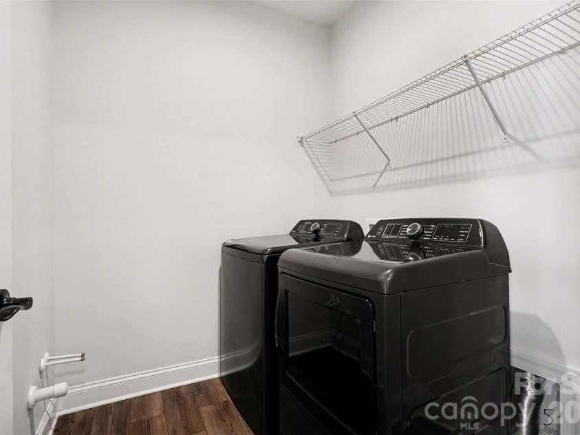 10225 Superb Lane, Charlotte, NC 28215.  MLS# CAR4368319, YatesRealty ID 21620. 