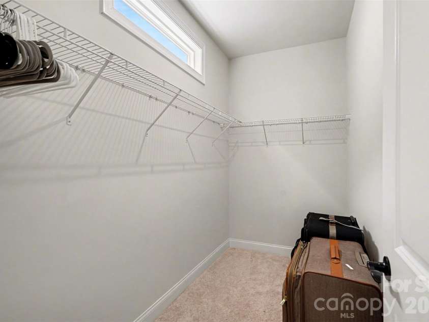 10225 Superb Lane, Charlotte, NC 28215.  MLS# CAR4368319, YatesRealty ID 21620. 