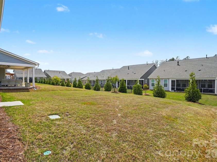 10225 Superb Lane, Charlotte, NC 28215.  MLS# CAR4368319, YatesRealty ID 21620. 