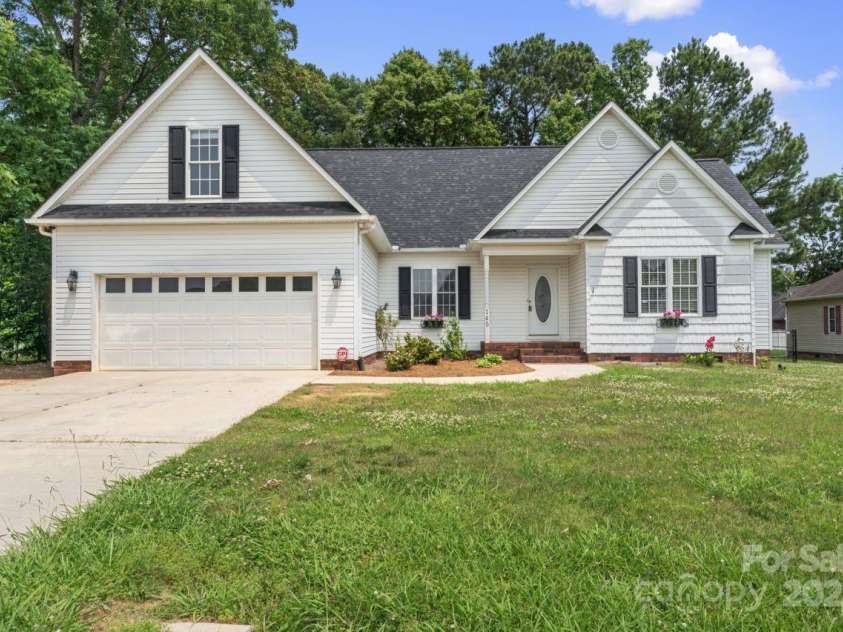 145 Mcbride Drive, Rockwell, NC 28138.  MLS# CAR4237809, YatesRealty ID 21620. 