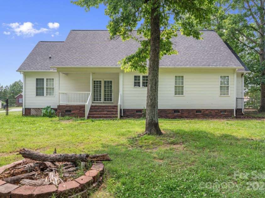 145 Mcbride Drive, Rockwell, NC 28138.  MLS# CAR4237809, YatesRealty ID 21620. 