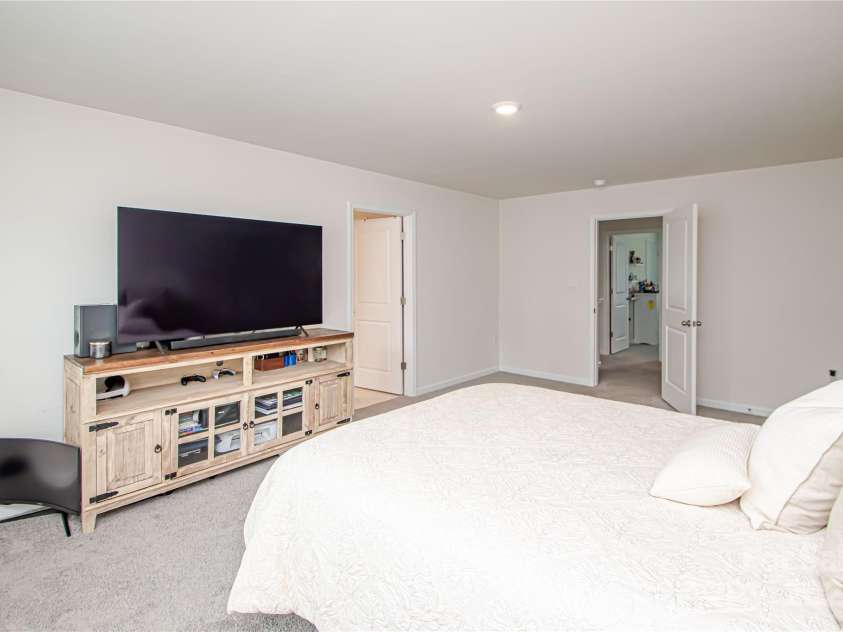 128 Hickory Ridge Drive, Locust, NC 28097.  MLS# CAR4270614, YatesRealty ID 21621. 