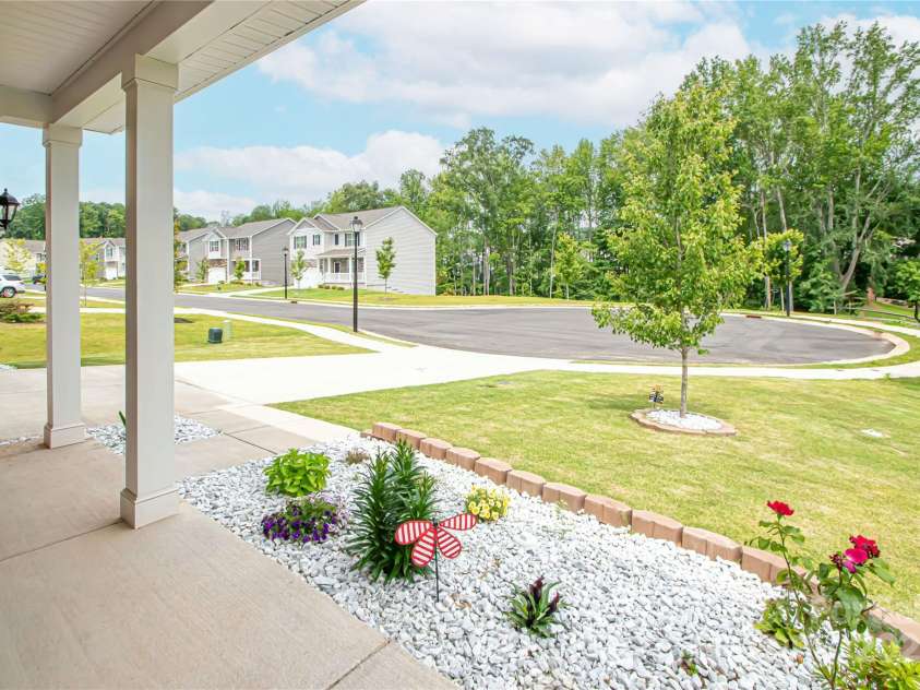 128 Hickory Ridge Drive, Locust, NC 28097.  MLS# CAR4270614, YatesRealty ID 21621. Large corner lot on cu-de-sac.