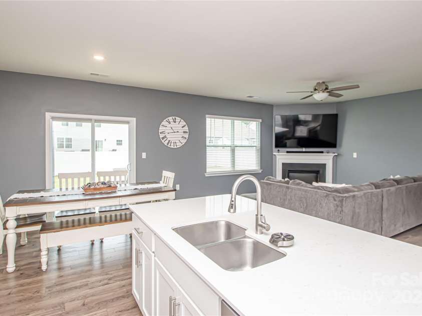 128 Hickory Ridge Drive, Locust, NC 28097.  MLS# CAR4270614, YatesRealty ID 21621. Open floor plan perfect for family living.