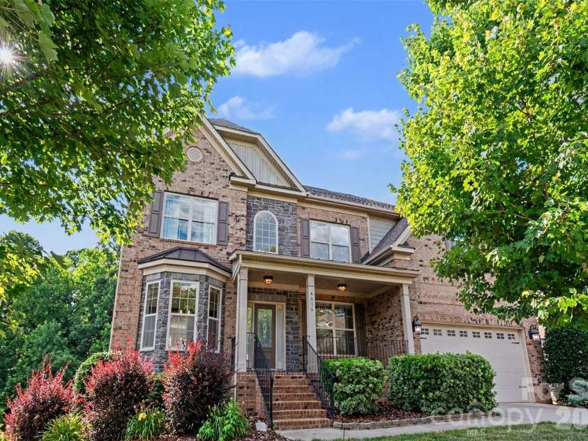 4016 Widgeon Way, Waxhaw, NC 28173.  MLS# CAR4394408, YatesRealty ID 21621. 