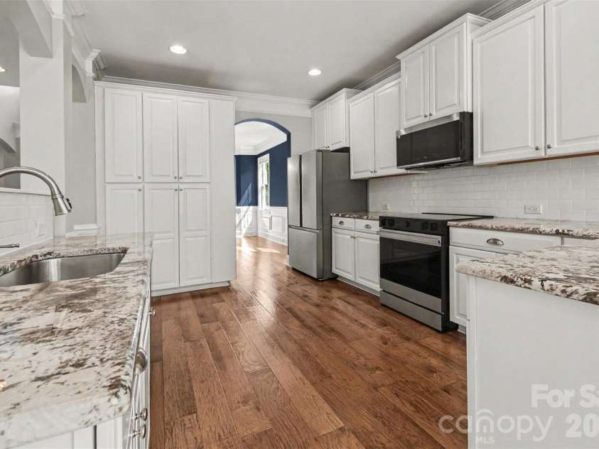 4016 Widgeon Way, Waxhaw, NC 28173.  MLS# CAR4394408, YatesRealty ID 21621. 