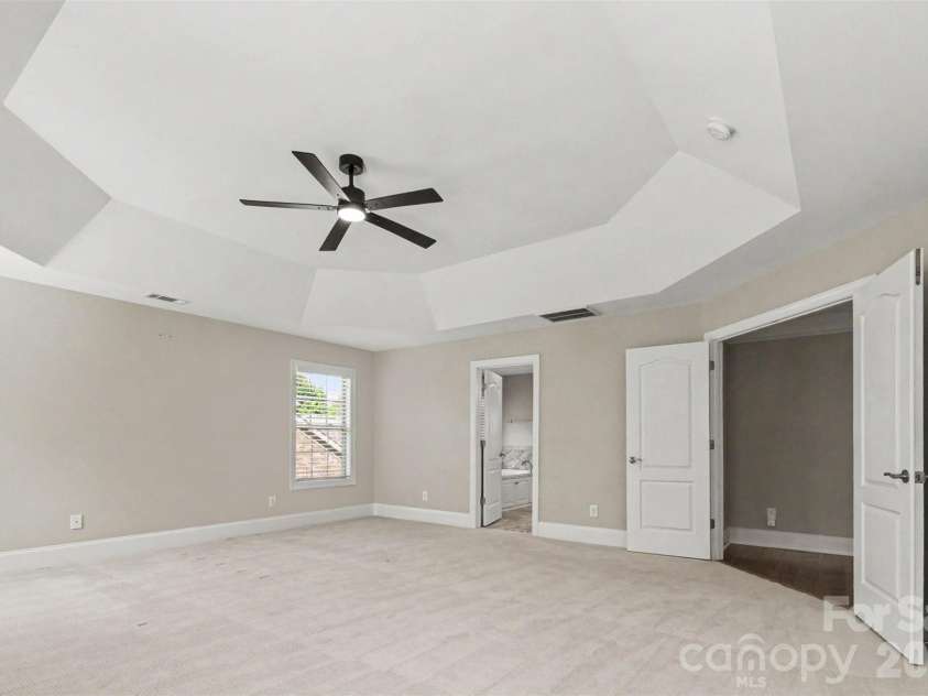 4016 Widgeon Way, Waxhaw, NC 28173.  MLS# CAR4394408, YatesRealty ID 21621. 