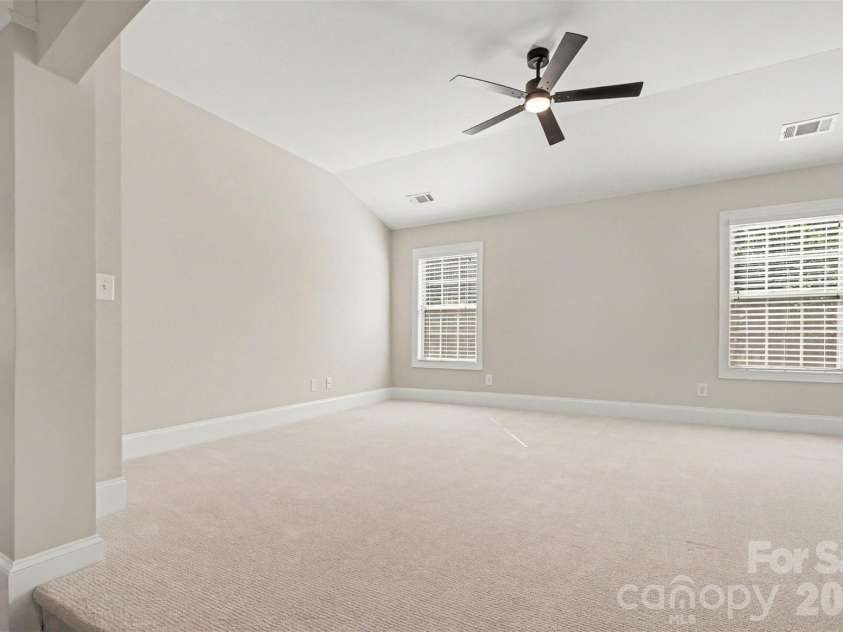 4016 Widgeon Way, Waxhaw, NC 28173.  MLS# CAR4394408, YatesRealty ID 21621. 