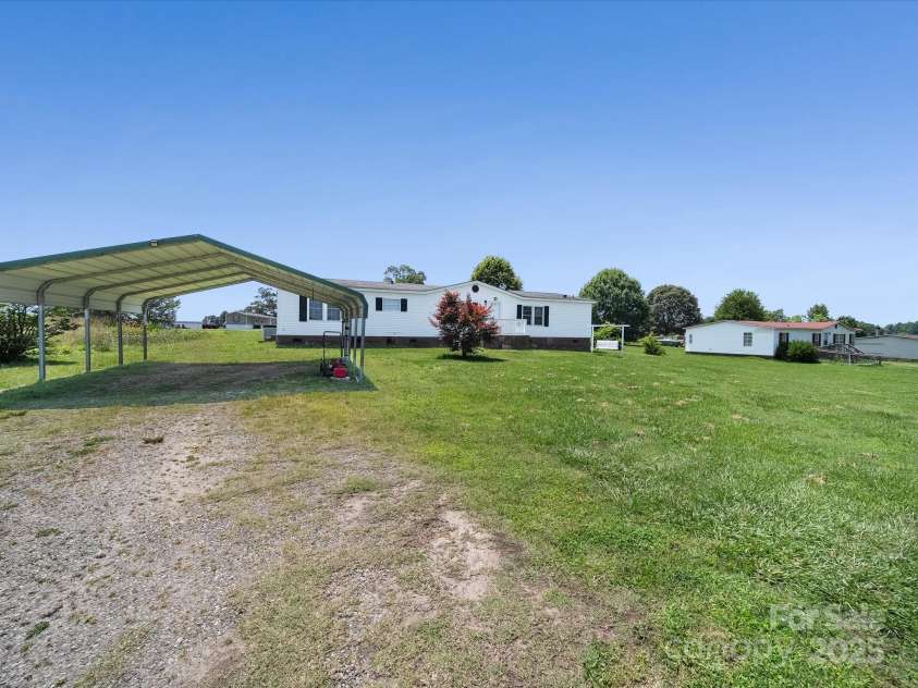 124 Gatewood Drive, Lawndale, NC 28090.  MLS# CAR4270313, YatesRealty ID 21622. 