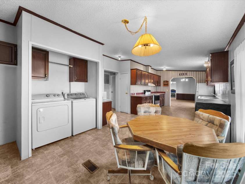 124 Gatewood Drive, Lawndale, NC 28090.  MLS# CAR4270313, YatesRealty ID 21622. 