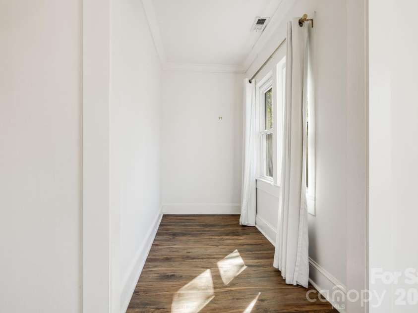 1148 Charlotte Highway, Fairview, NC 28730.  MLS# CAR4372670, YatesRealty ID 21623. 