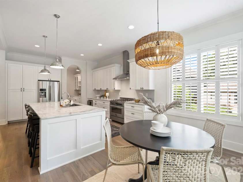 1315 Charles Avenue, Charlotte, NC 28205.  MLS# CAR4265016, YatesRealty ID 21624. 