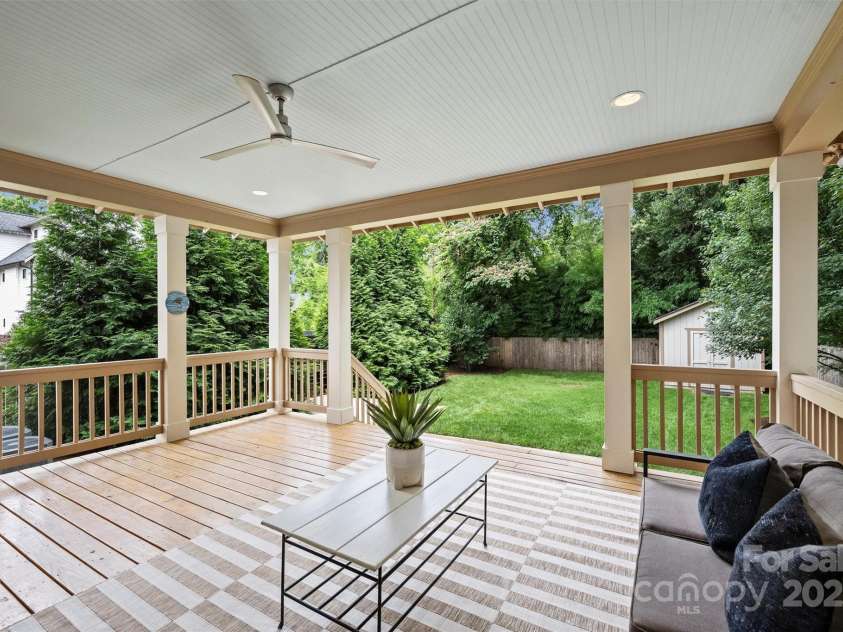 1315 Charles Avenue, Charlotte, NC 28205.  MLS# CAR4265016, YatesRealty ID 21624. 
