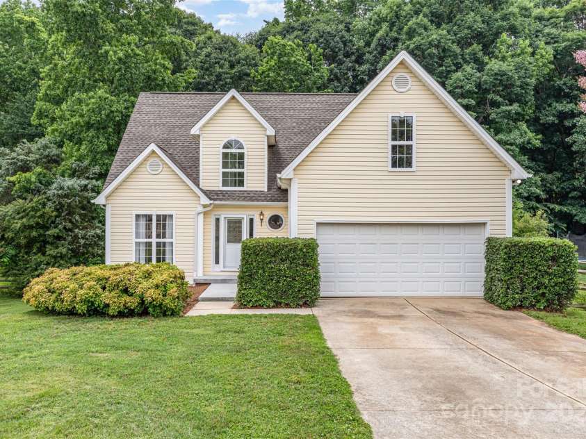 270 Kilmer Lane, Mooresville, NC 28115.  MLS# CAR4268111, YatesRealty ID 21625. 
