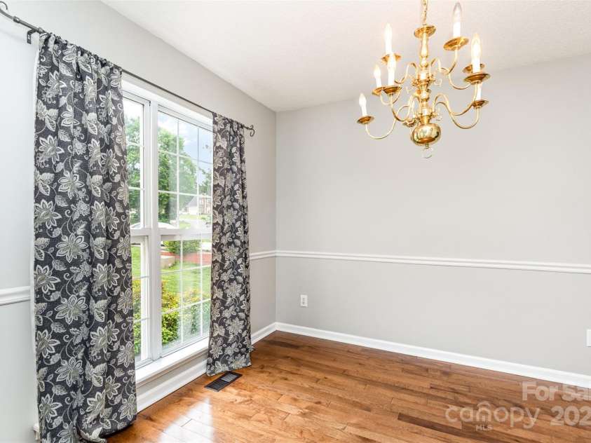 270 Kilmer Lane, Mooresville, NC 28115.  MLS# CAR4268111, YatesRealty ID 21625. 