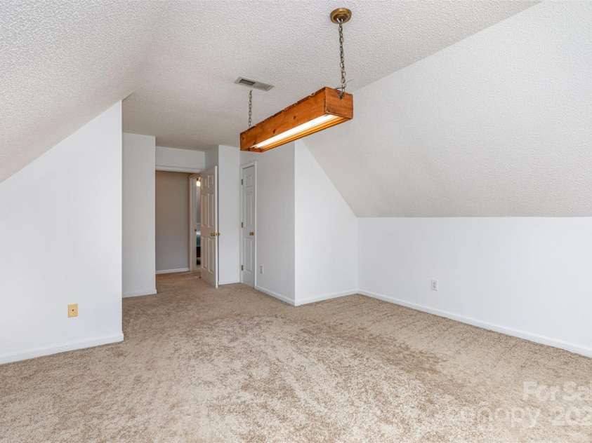 270 Kilmer Lane, Mooresville, NC 28115.  MLS# CAR4268111, YatesRealty ID 21625. 