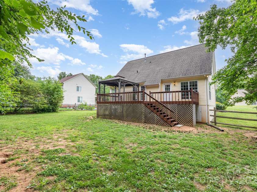 270 Kilmer Lane, Mooresville, NC 28115.  MLS# CAR4268111, YatesRealty ID 21625. 
