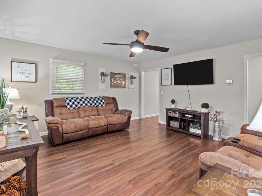 2146 Marwood Lane, Albemarle, NC 28001.  MLS# CAR4265733, YatesRealty ID 21628. Living Room