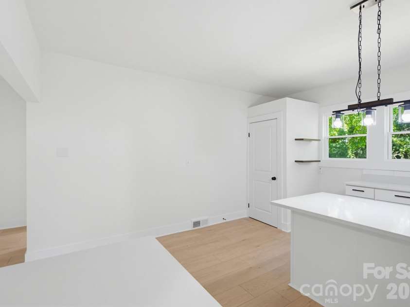 2622 Hemphill Street, Charlotte, NC 28208.  MLS# CAR4376285, YatesRealty ID 21628. 