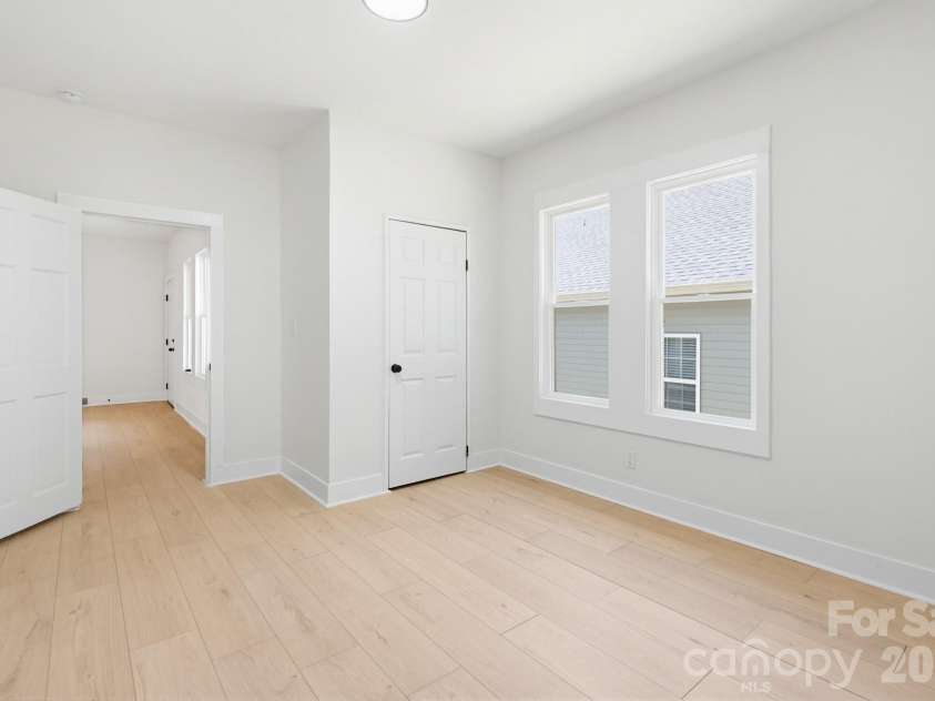 2622 Hemphill Street, Charlotte, NC 28208.  MLS# CAR4376285, YatesRealty ID 21628. 