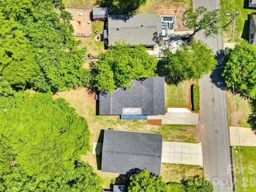 2622 Hemphill Street, Charlotte, NC 28208.  MLS# CAR4376285, YatesRealty ID 21628. 