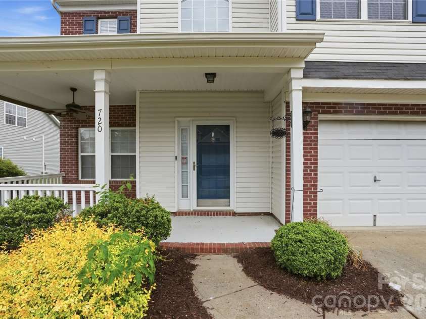 720 Yvonne Drive, Concord, NC 28027.  MLS# CAR4380147, YatesRealty ID 21629. 