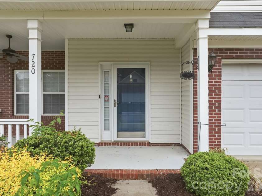 720 Yvonne Drive, Concord, NC 28027.  MLS# CAR4380147, YatesRealty ID 21629. 