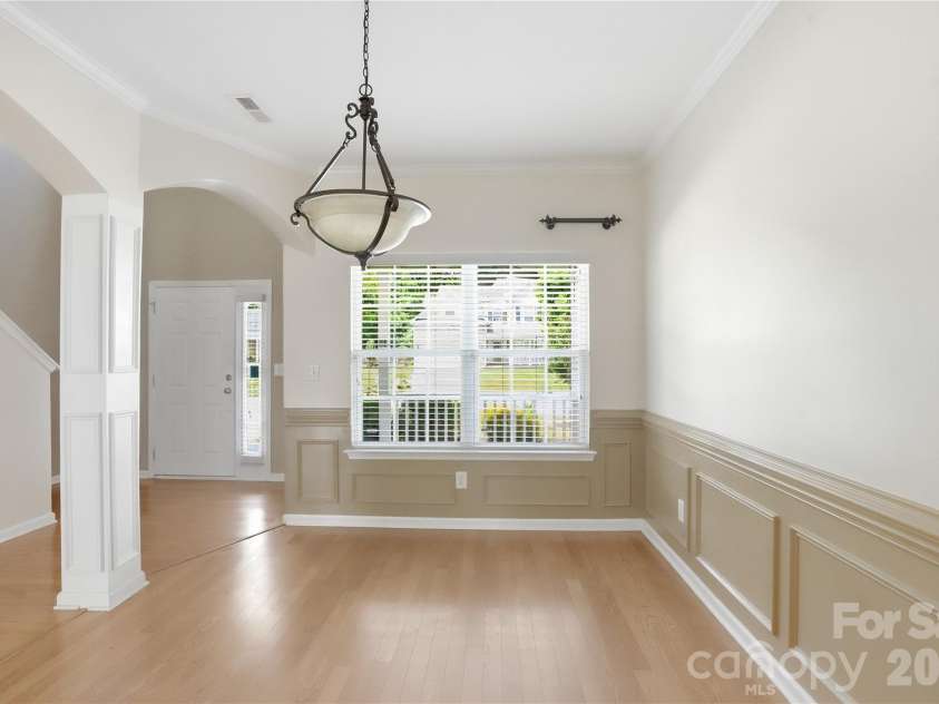 720 Yvonne Drive, Concord, NC 28027.  MLS# CAR4380147, YatesRealty ID 21629. 