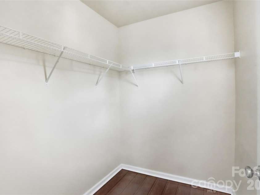 720 Yvonne Drive, Concord, NC 28027.  MLS# CAR4380147, YatesRealty ID 21629. 