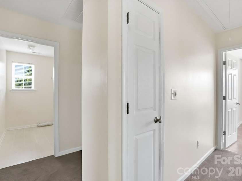 720 Yvonne Drive, Concord, NC 28027.  MLS# CAR4380147, YatesRealty ID 21629. 