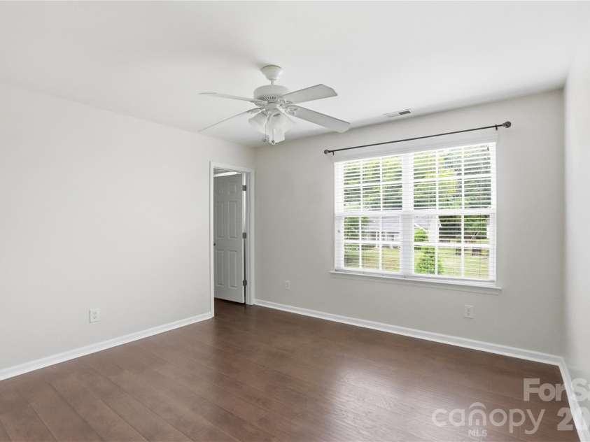 720 Yvonne Drive, Concord, NC 28027.  MLS# CAR4380147, YatesRealty ID 21629. 