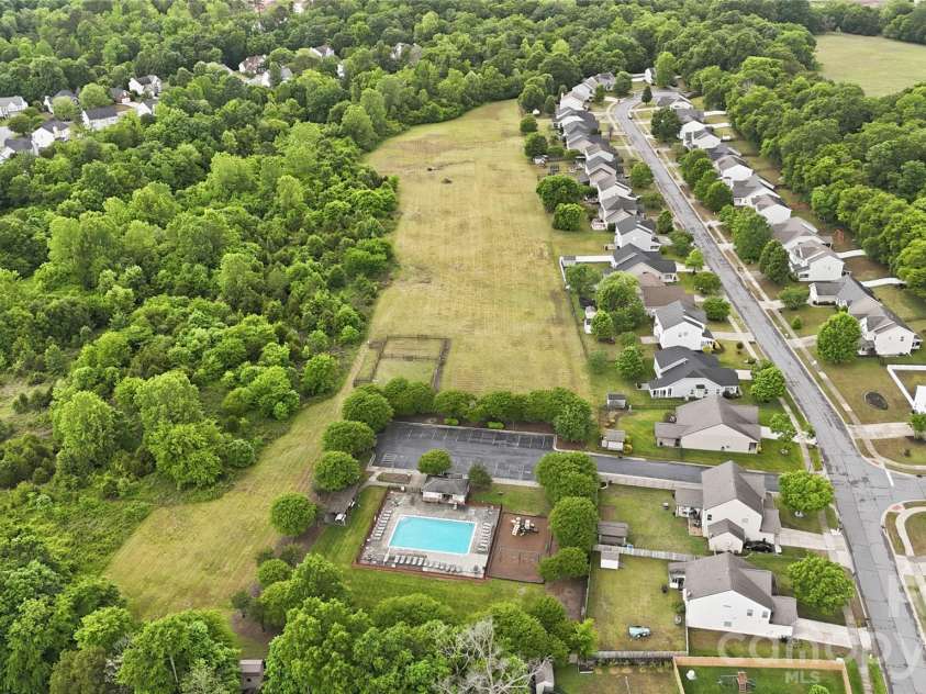 720 Yvonne Drive, Concord, NC 28027.  MLS# CAR4380147, YatesRealty ID 21629. 