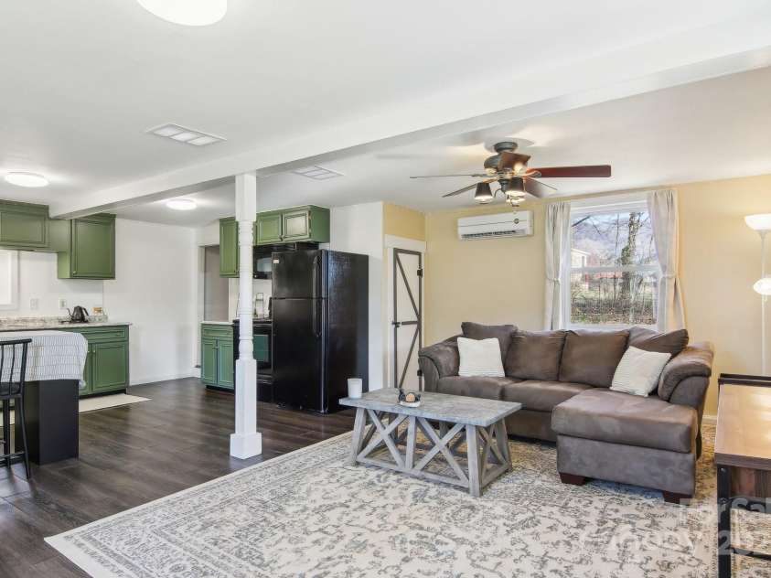 120 Stone Drive, Swannanoa, NC 28778.  MLS# CAR4223204, YatesRealty ID 2163. 