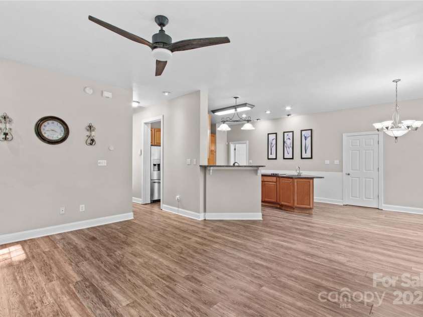 315 Wood Duck Loop, Mooresville, NC 28117.  MLS# CAR4268002, YatesRealty ID 2163. 315 Wood Duck Loop, Mooresville NC MLS 4268002 Waterfront. Great room with French doors to the back deck.