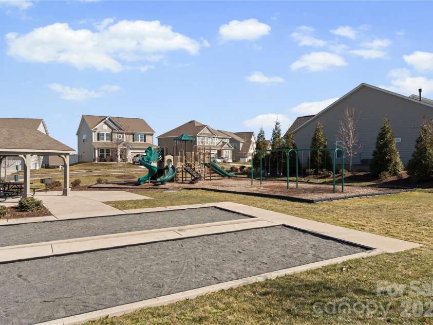 349 Preston Road, Mooresville, NC 28117.  MLS# CAR4347017, YatesRealty ID 2163. 