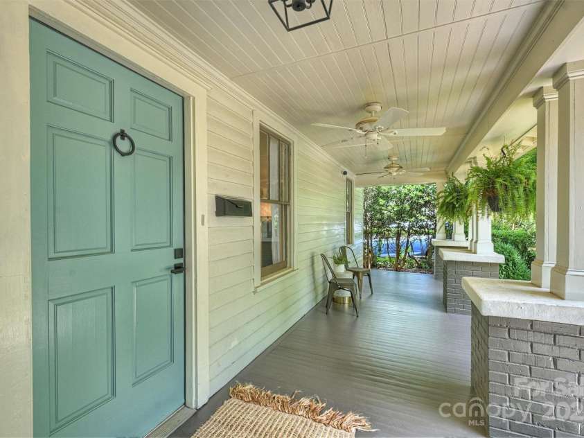 1417 The Plaza, Charlotte, NC 28205.  MLS# CAR4266660, YatesRealty ID 21630. 