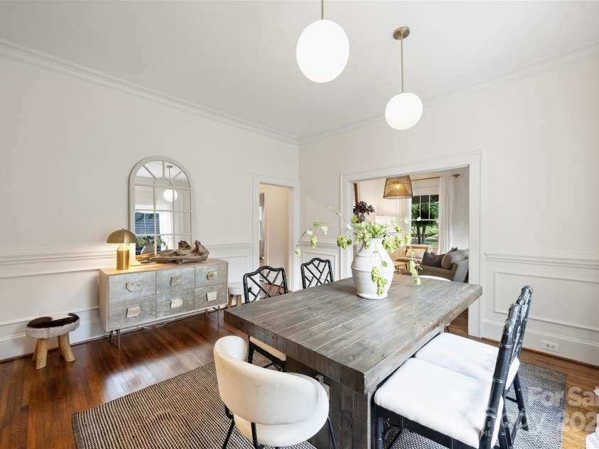 1417 The Plaza, Charlotte, NC 28205.  MLS# CAR4266660, YatesRealty ID 21630. 