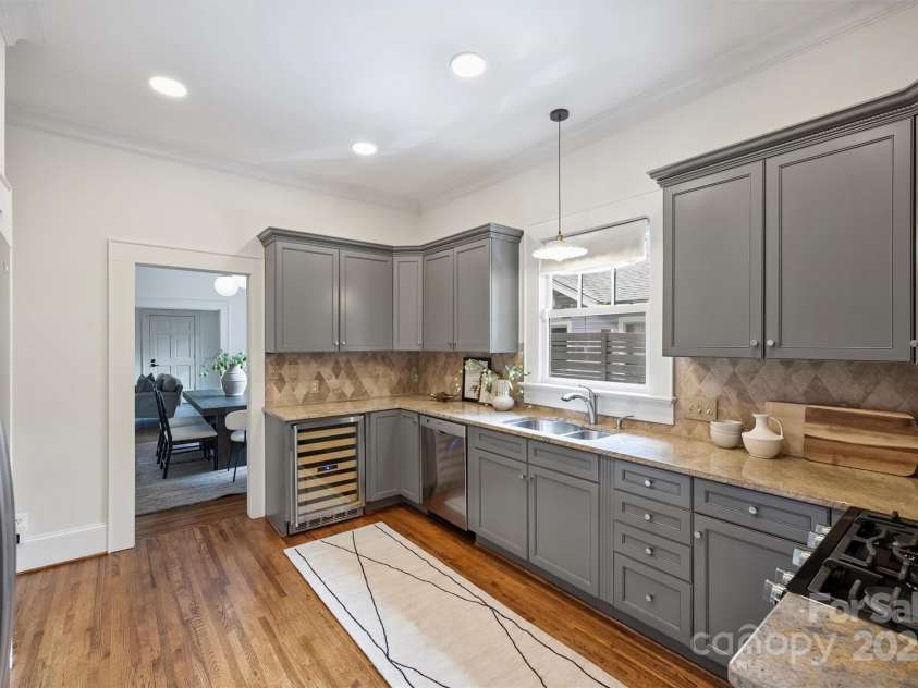 1417 The Plaza, Charlotte, NC 28205.  MLS# CAR4266660, YatesRealty ID 21630. 