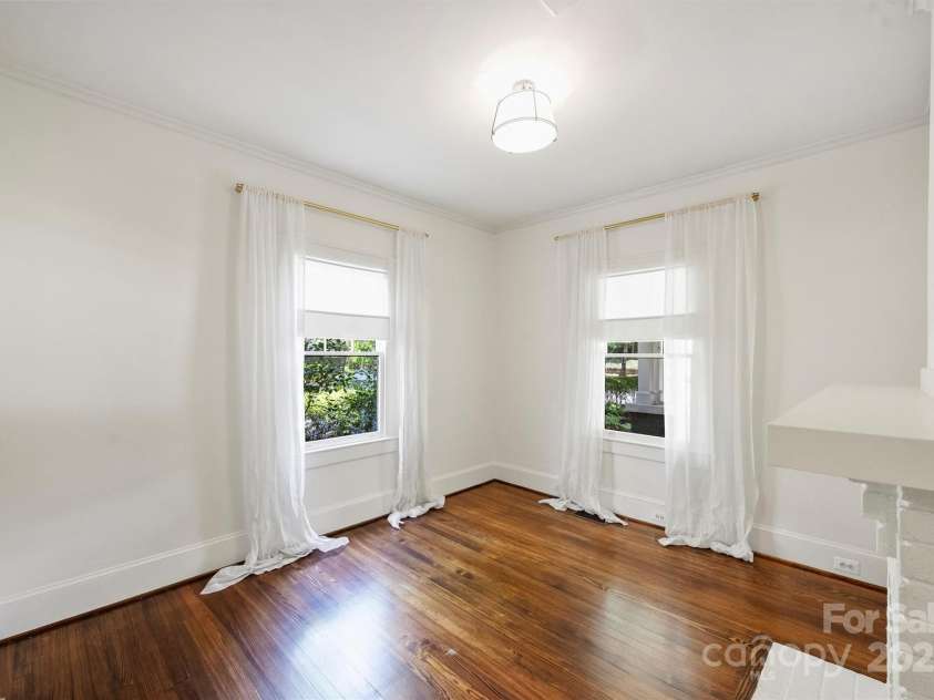 1417 The Plaza, Charlotte, NC 28205.  MLS# CAR4266660, YatesRealty ID 21630. 