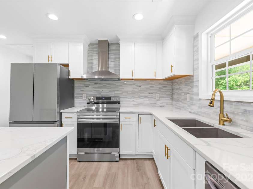 662 Camp Ferry Road, Mooresboro, NC 28114.  MLS# CAR4253869, YatesRealty ID 21631. 