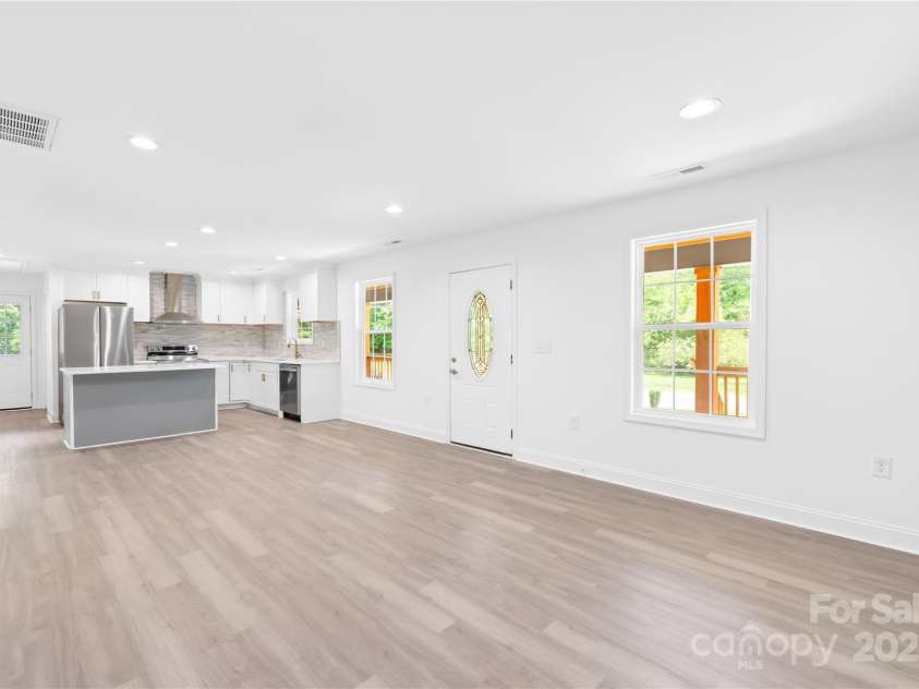 662 Camp Ferry Road, Mooresboro, NC 28114.  MLS# CAR4253869, YatesRealty ID 21631. 