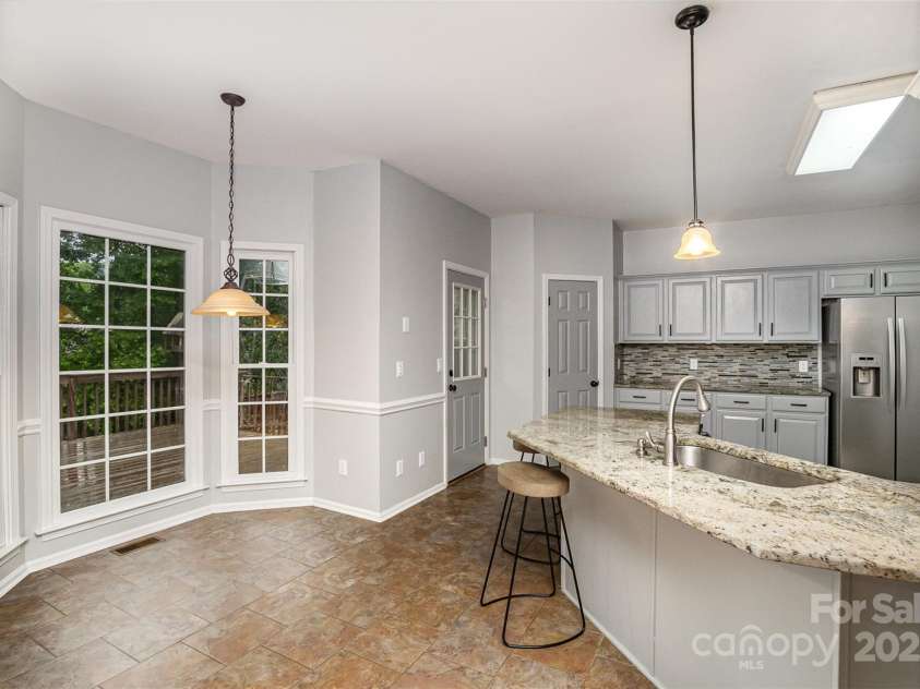 17318 Cambridge Grove Drive, Huntersville, NC 28078.  MLS# CAR4258388, YatesRealty ID 21634. 