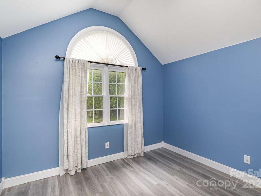 17318 Cambridge Grove Drive, Huntersville, NC 28078.  MLS# CAR4258388, YatesRealty ID 21634. 
